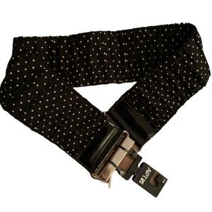 Stretch polka dot belt black white NWT